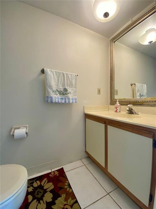 出租: $1,700 (2 贝兹, 2 浴室, 1185 平方英尺)