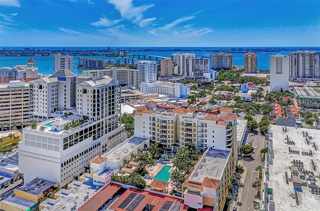 For Sale: $1,099,000 (2 beds, 2 baths, 1725 Square Feet)