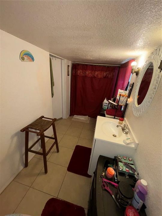For Sale: $199,000 (3 beds, 1 baths, 790 Square Feet)