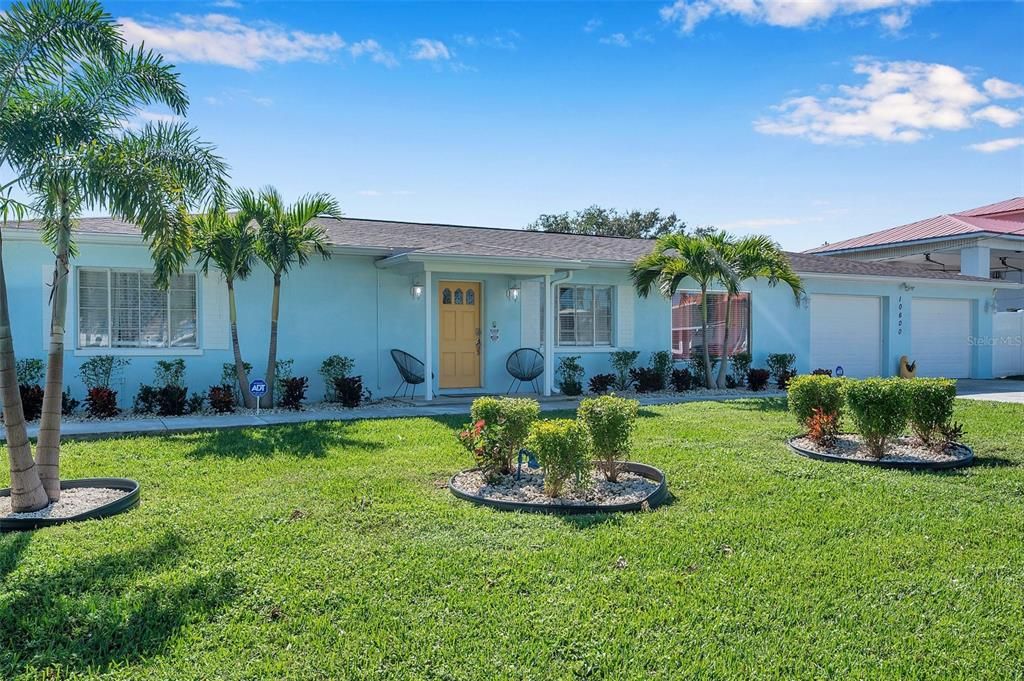 For Sale: $659,900 (4 beds, 2 baths, 1646 Square Feet)