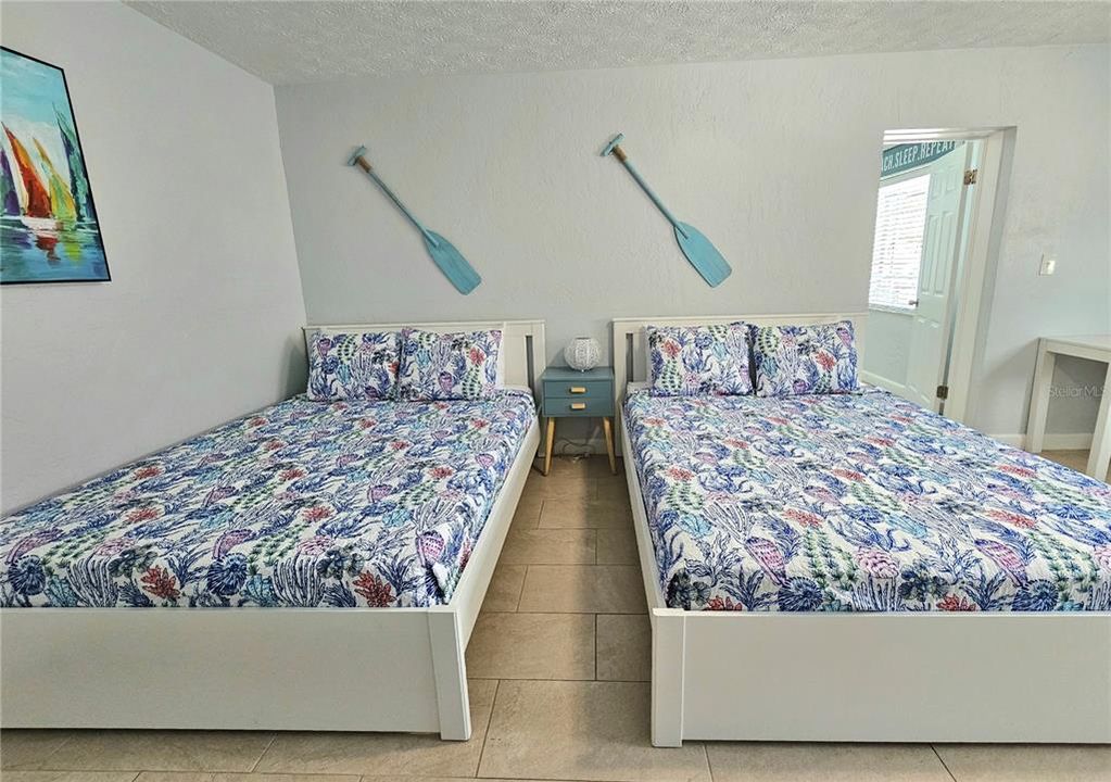 En Venta: $659,900 (4 camas, 2 baños, 1646 Pies cuadrados)