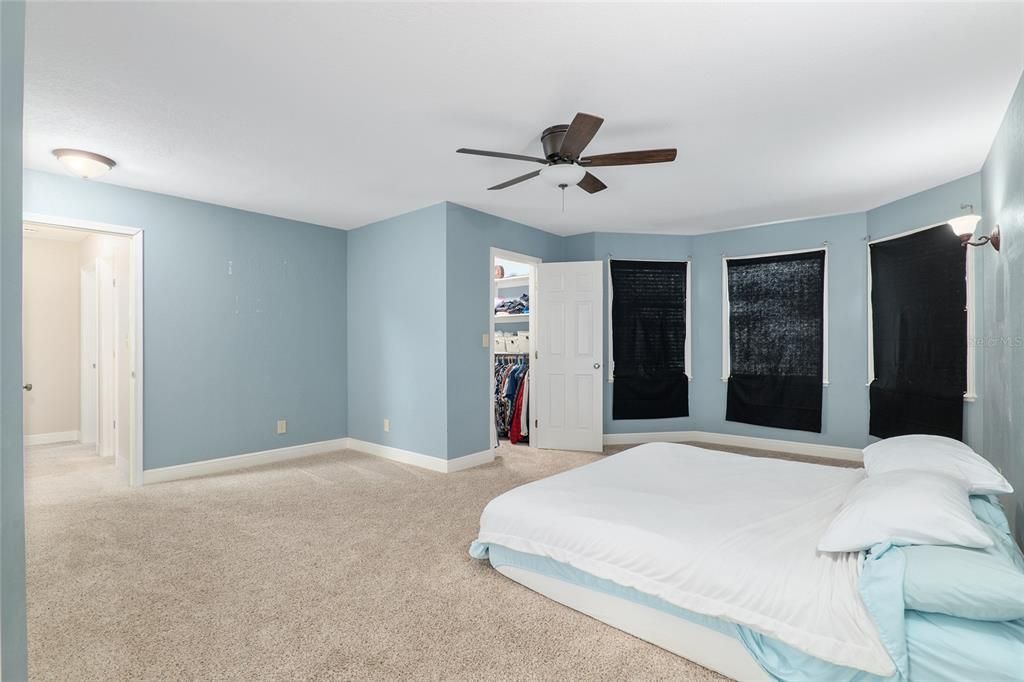 Active With Contract: $399,000 (4 beds, 2 baths, 2267 Square Feet)