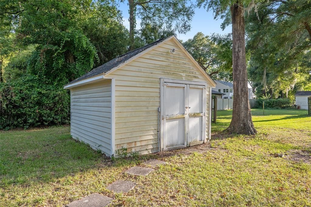 Active With Contract: $399,000 (4 beds, 2 baths, 2267 Square Feet)