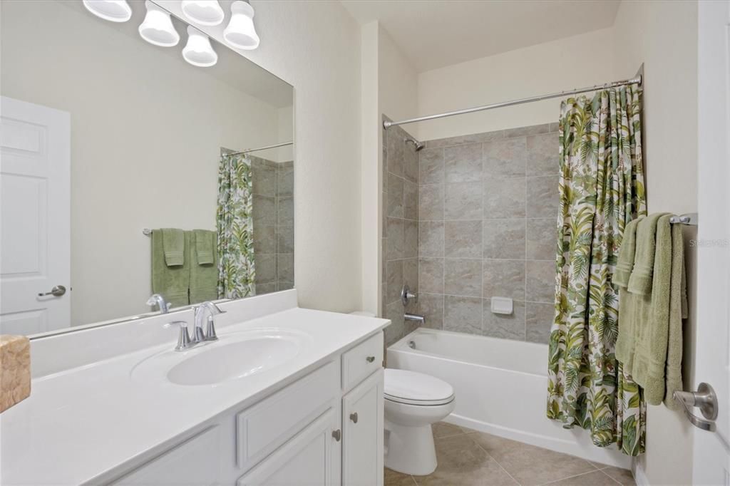 For Sale: $449,900 (2 beds, 2 baths, 1568 Square Feet)