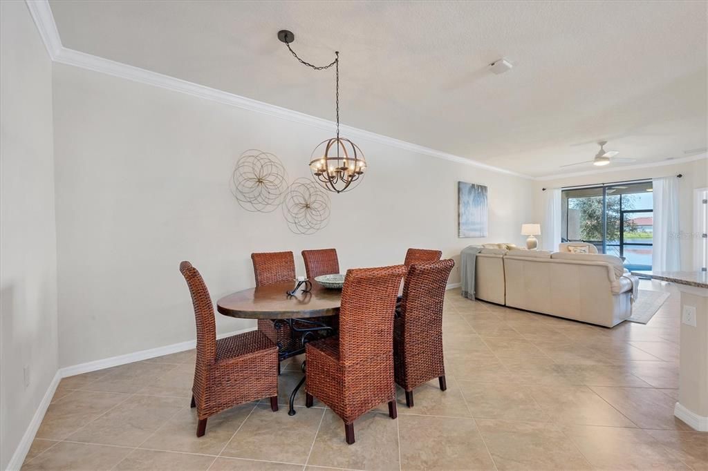 For Sale: $449,900 (2 beds, 2 baths, 1568 Square Feet)