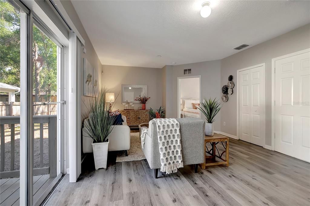 Active With Contract: $325,000 (3 beds, 2 baths, 1365 Square Feet)