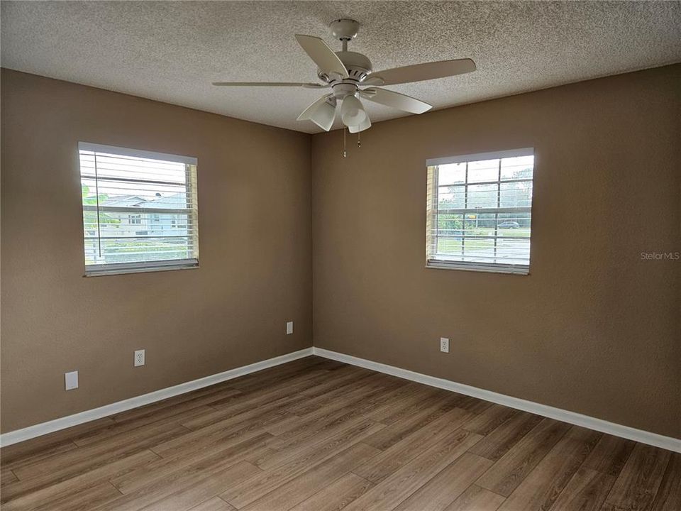 Closet Guest bedroom