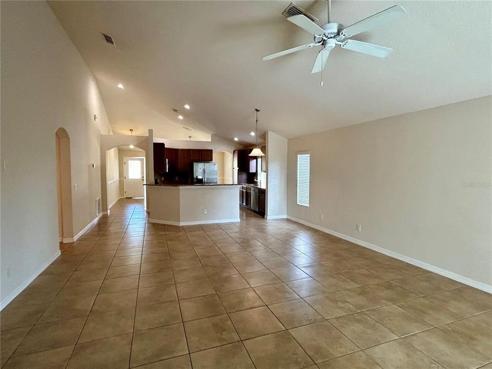 For Sale: $365,000 (4 beds, 2 baths, 2050 Square Feet)