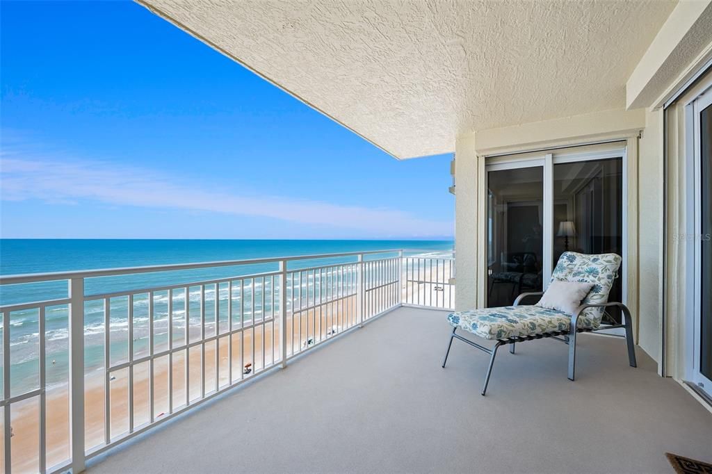 Panoramic Oceanviews with Primary bedroom slider