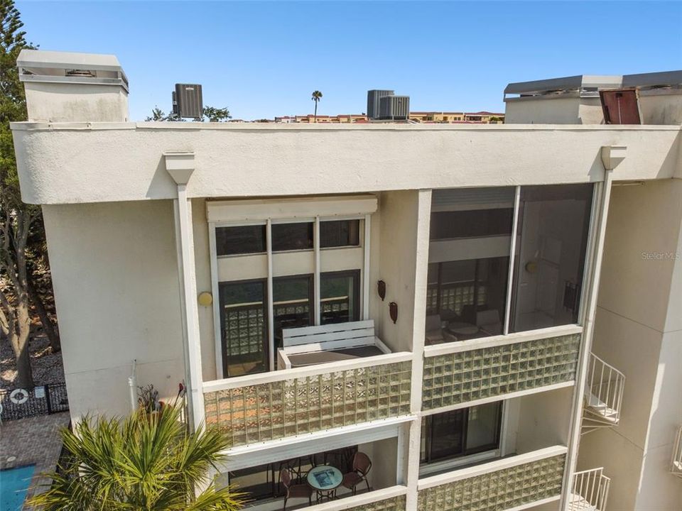 En Venta: $409,900 (2 camas, 2 baños, 1315 Pies cuadrados)