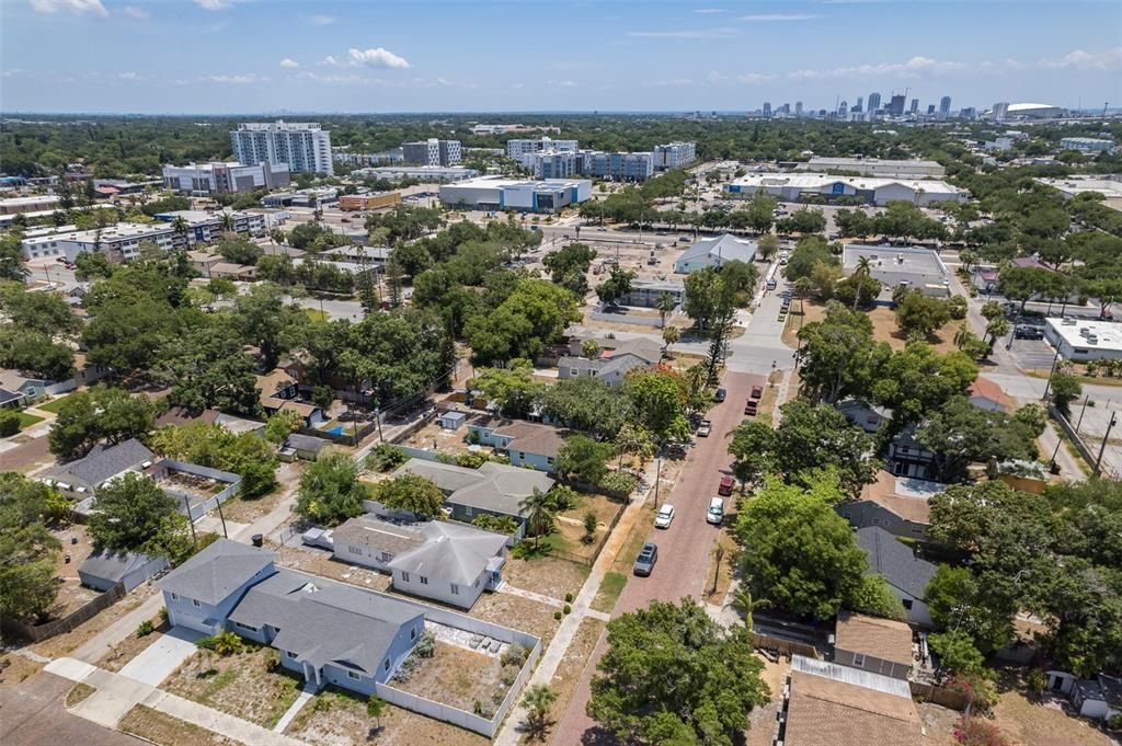 Active With Contract: $395,000 (3 beds, 2 baths, 1411 Square Feet)