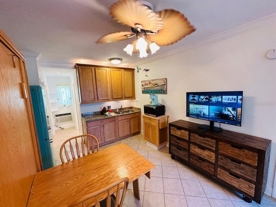 For Sale: $395,000 (0 beds, 1 baths, 290 Square Feet)