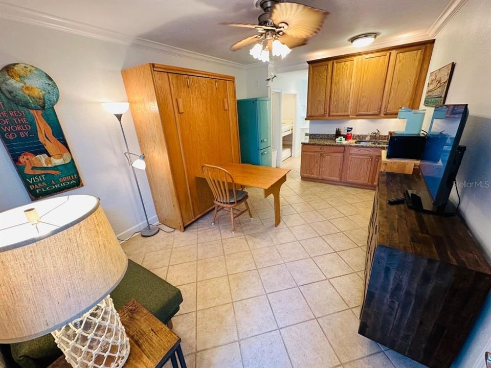 For Sale: $400,000 (0 beds, 1 baths, 290 Square Feet)