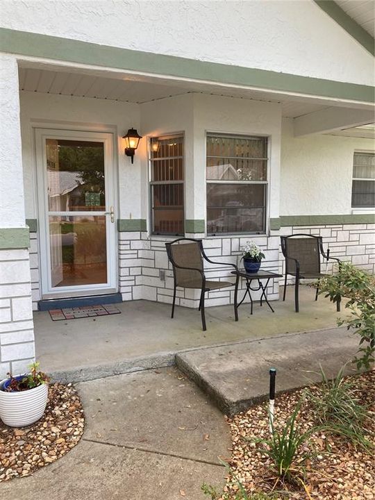 For Rent: $1,500 (2 beds, 2 baths, 1141 Square Feet)