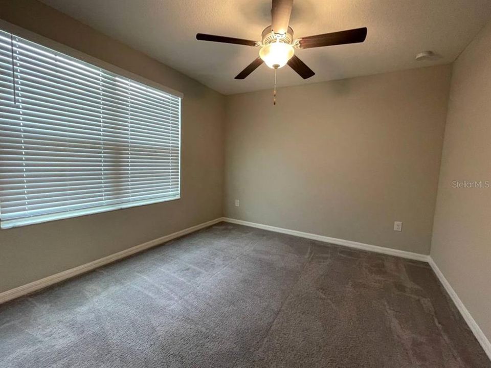 For Rent: $2,750 (5 beds, 2 baths, 2264 Square Feet)