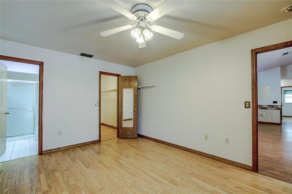 Large Walk-in Closet