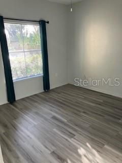 Active With Contract: $191,000 (2 beds, 1 baths, 868 Square Feet)