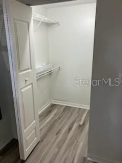 Active With Contract: $191,000 (2 beds, 1 baths, 868 Square Feet)