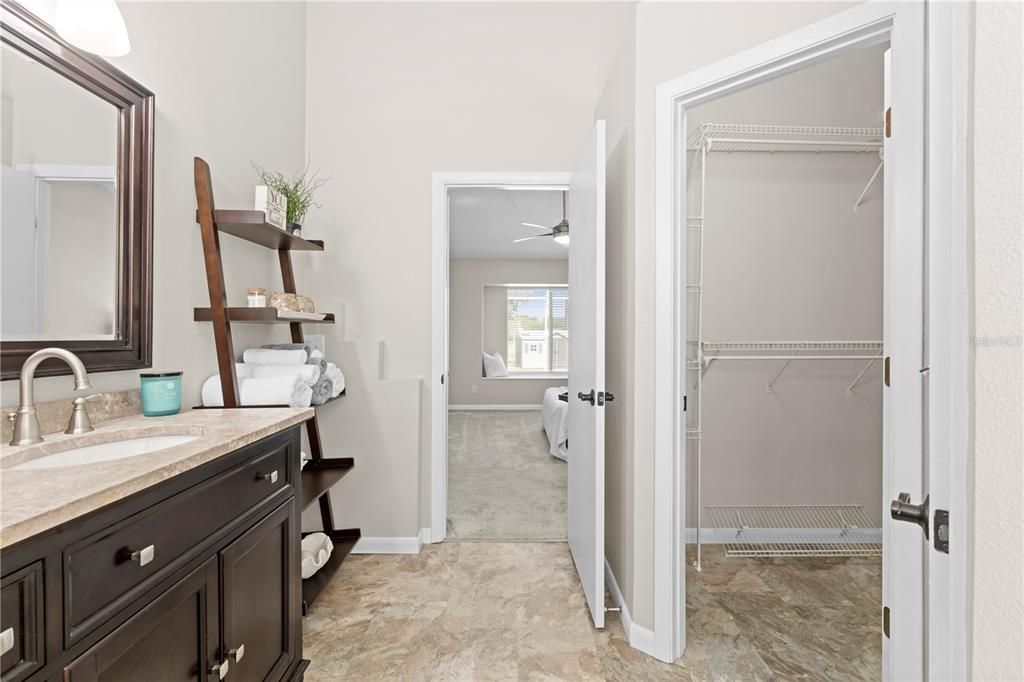 Active With Contract: $325,000 (3 beds, 2 baths, 1448 Square Feet)