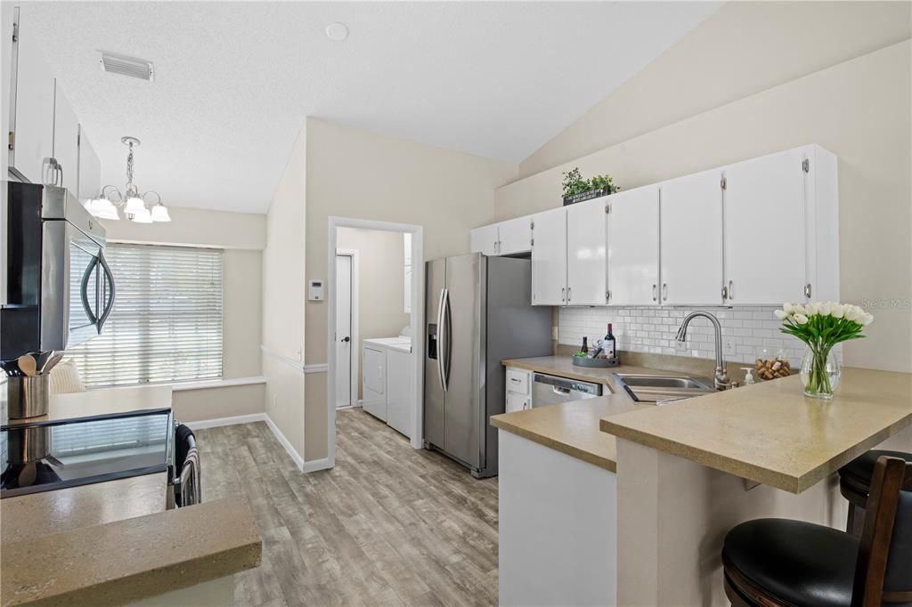 Active With Contract: $325,000 (3 beds, 2 baths, 1448 Square Feet)