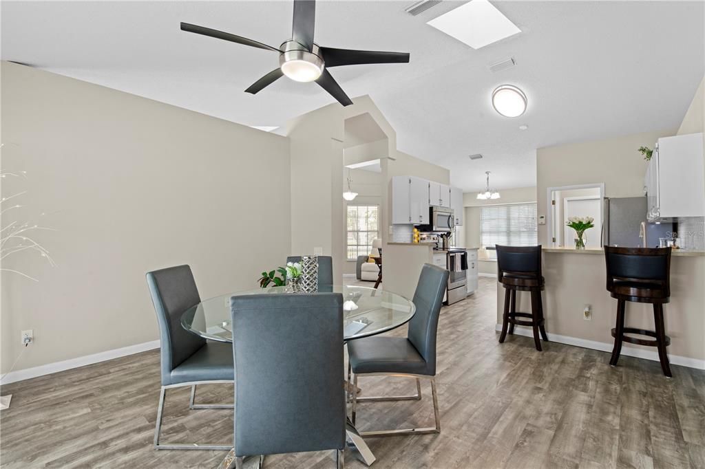 Active With Contract: $325,000 (3 beds, 2 baths, 1448 Square Feet)