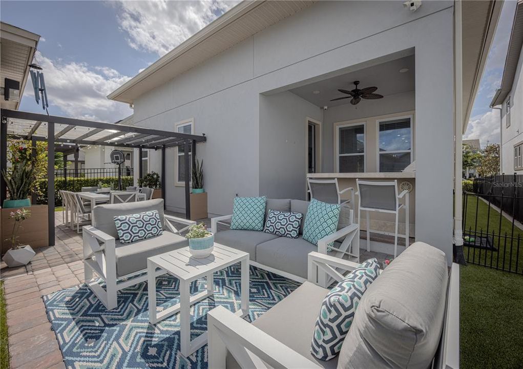 Active With Contract: $699,878 (4 beds, 2 baths, 2098 Square Feet)