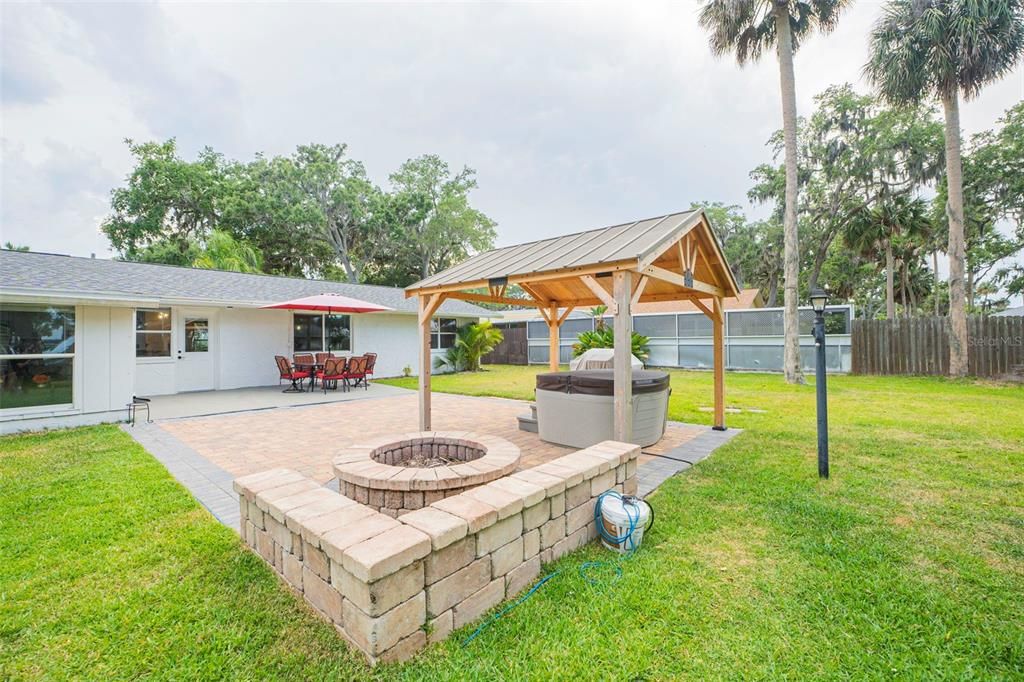 For Sale: $379,000 (3 beds, 2 baths, 1510 Square Feet)