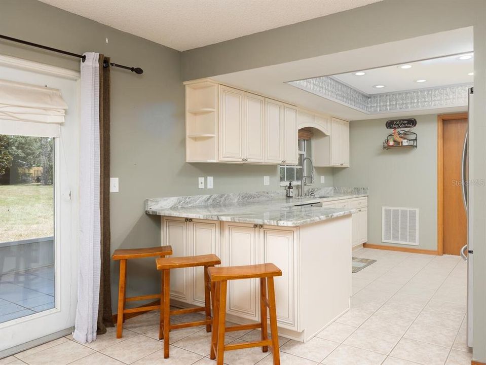 For Sale: $375,000 (3 beds, 2 baths, 2215 Square Feet)