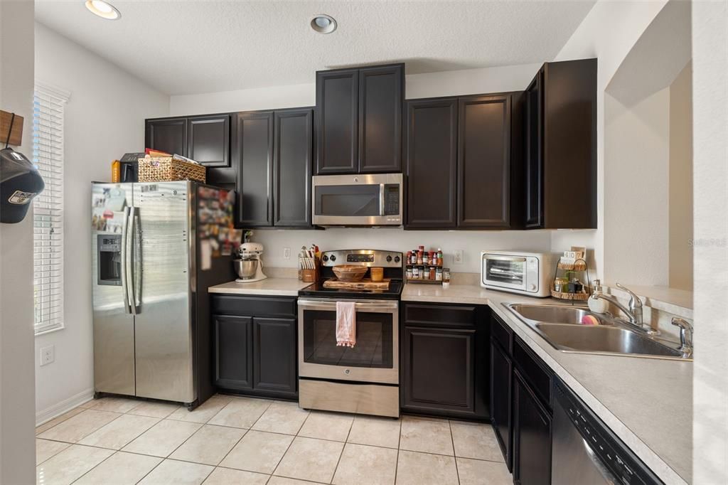 For Sale: $238,000 (2 beds, 2 baths, 1120 Square Feet)