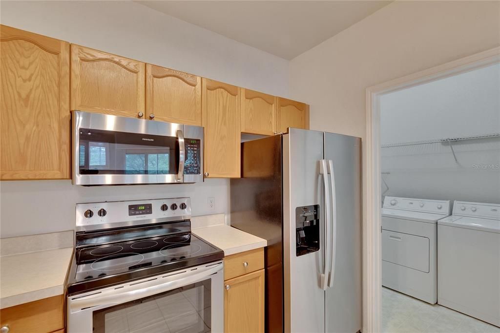 For Rent: $1,500 (1 beds, 1 baths, 851 Square Feet)