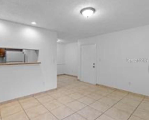 Recently Sold: $151,000 (1 beds, 1 baths, 700 Square Feet)