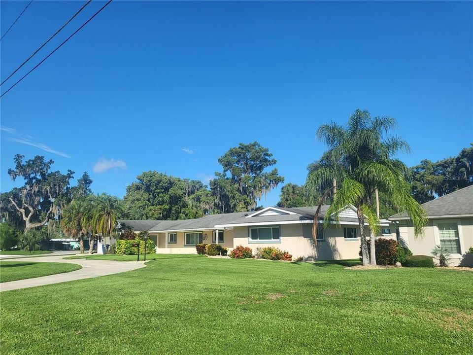 For Sale: $1,211,620 (3 beds, 3 baths, 4216 Square Feet)