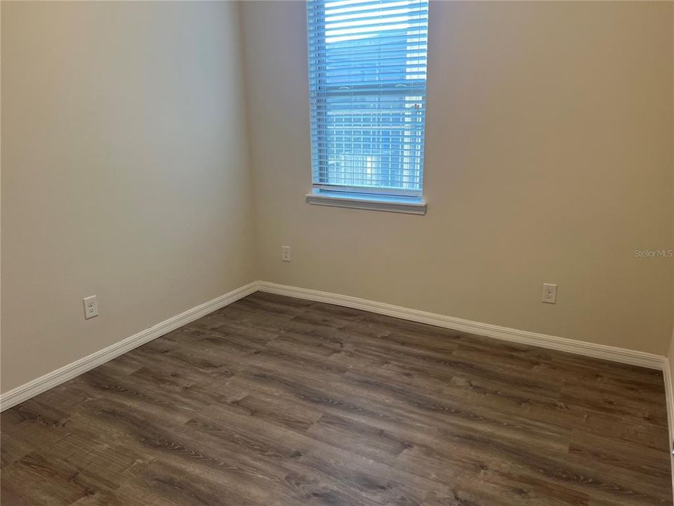 For Rent: $2,400 (3 beds, 2 baths, 1554 Square Feet)