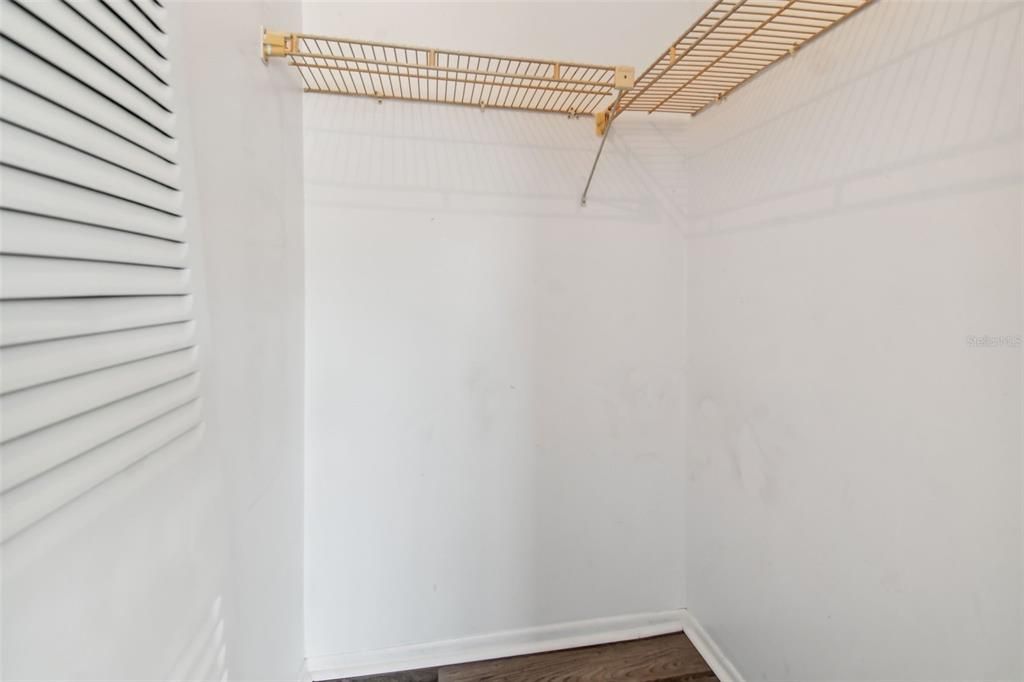 Active With Contract: $209,900 (3 beds, 2 baths, 1140 Square Feet)