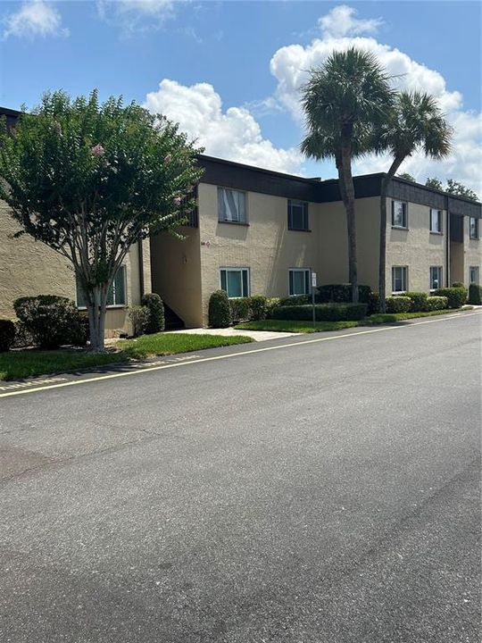 Active With Contract: $209,900 (3 beds, 2 baths, 1140 Square Feet)