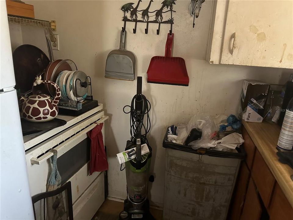 Garage apartment - kitchen