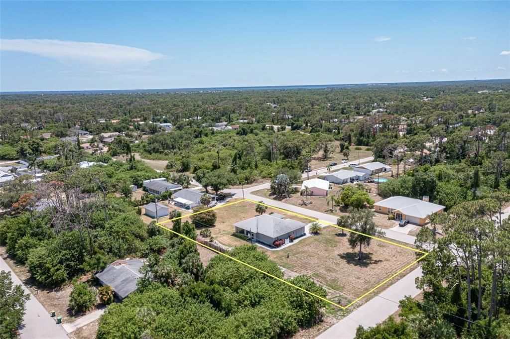 For Sale: $365,000 (3 beds, 2 baths, 1376 Square Feet)