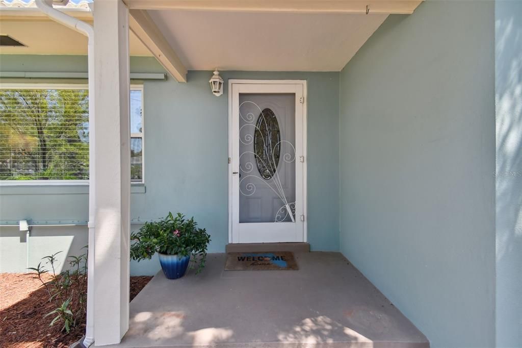 Recently Sold: $469,000 (2 beds, 1 baths, 1140 Square Feet)