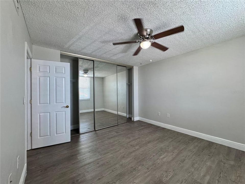 For Rent: $2,200 (2 beds, 2 baths, 1275 Square Feet)