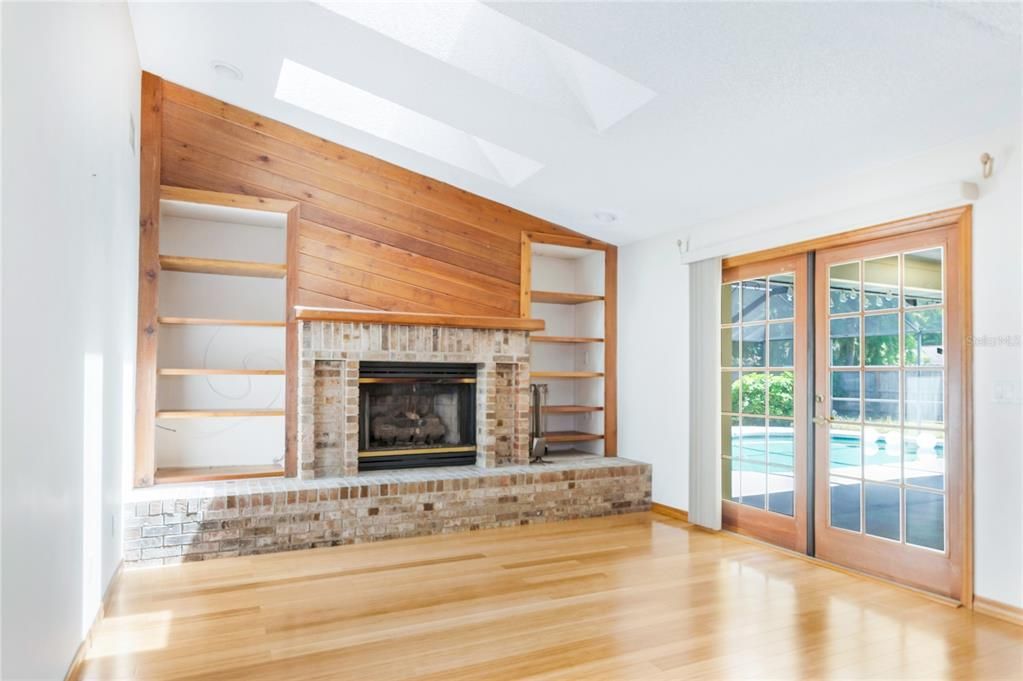 French Doors to LAnai and Pool