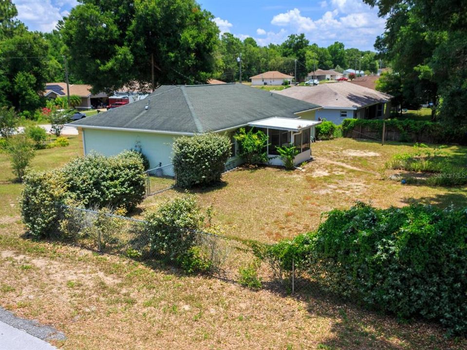 For Sale: $275,000 (3 beds, 2 baths, 1458 Square Feet)