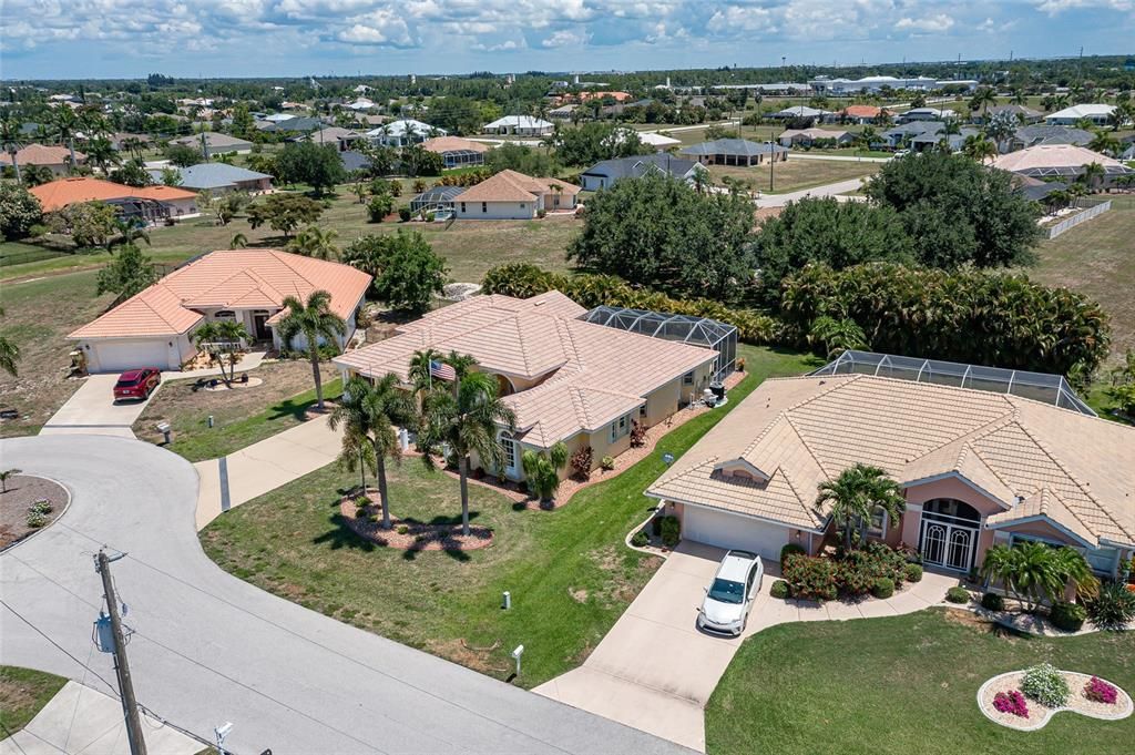 Active With Contract: $549,000 (3 beds, 2 baths, 2728 Square Feet)