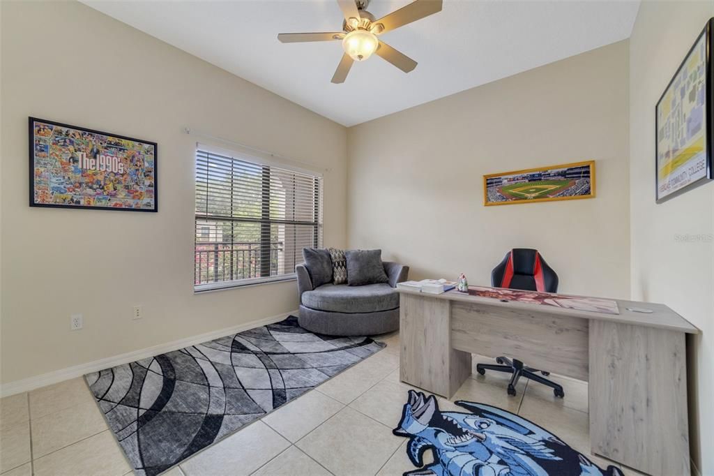 For Sale: $449,888 (3 beds, 2 baths, 1392 Square Feet)