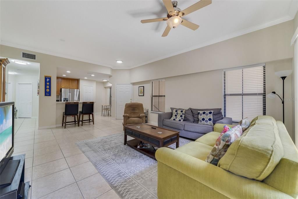 For Sale: $449,888 (3 beds, 2 baths, 1392 Square Feet)