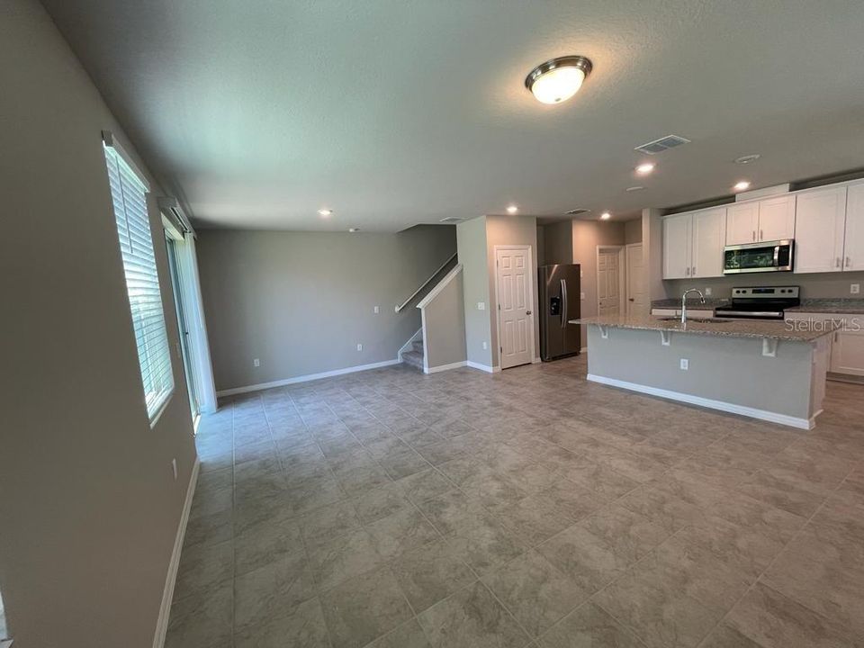 For Rent: $2,275 (3 beds, 2 baths, 1566 Square Feet)