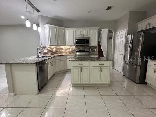 Active With Contract: $3,250 (4 beds, 2 baths, 2408 Square Feet)