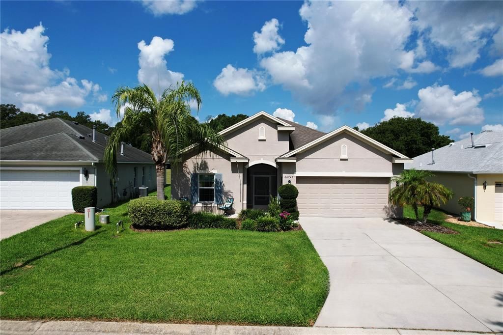 For Sale: $459,900 (4 beds, 2 baths, 2004 Square Feet)