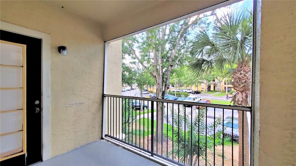 For Rent: $1,425 (1 beds, 1 baths, 854 Square Feet)