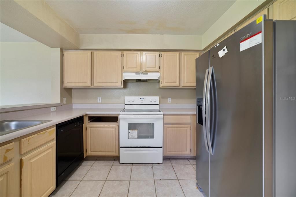 For Sale: $264,000 (2 beds, 2 baths, 1288 Square Feet)