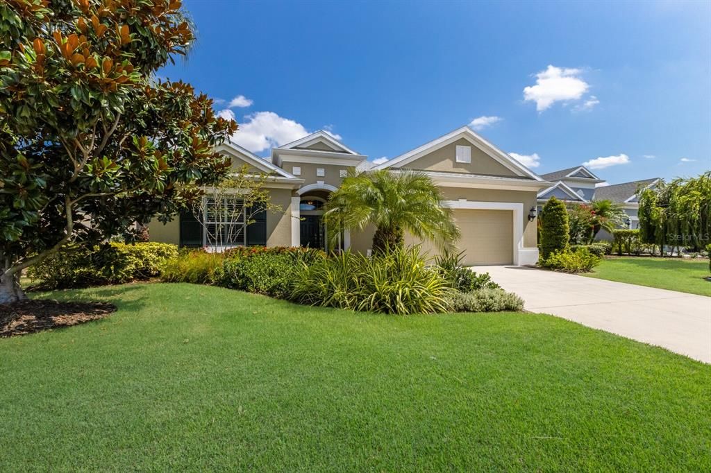 a maintenance free property located within Central Park at Lakewood Ranch